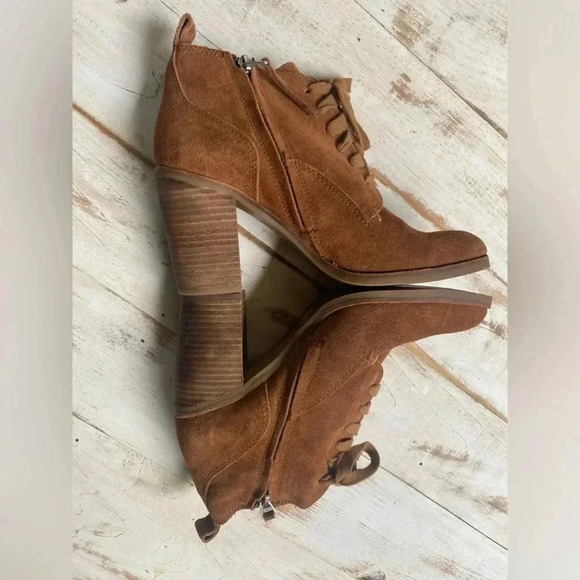 DOLCE VITA sueded lace-up cognac brown booties women’s sz 10 EUC heeled boots - Picture 12 of 14